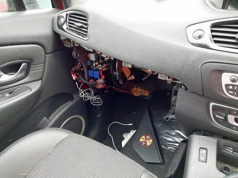2011 RENAULT SCENIC DYNAMIQUE T-TOM VV 