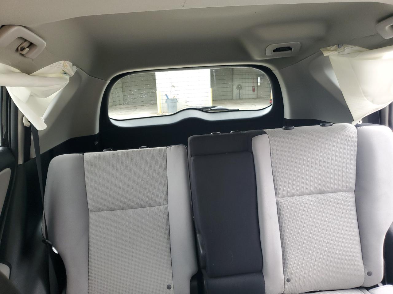 2017 Toyota Rav4 Xle VIN: 2T3WFREV1HW323580 Lot: 83768615