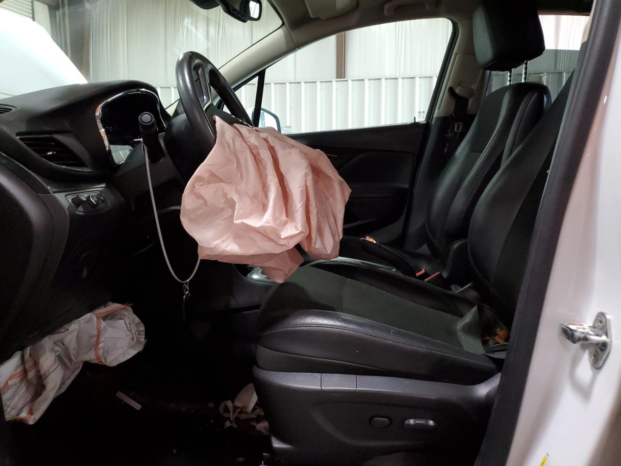 2018 Buick Encore Preferred Ii VIN: KL4CJFSB3JB587080 Lot: 83794405