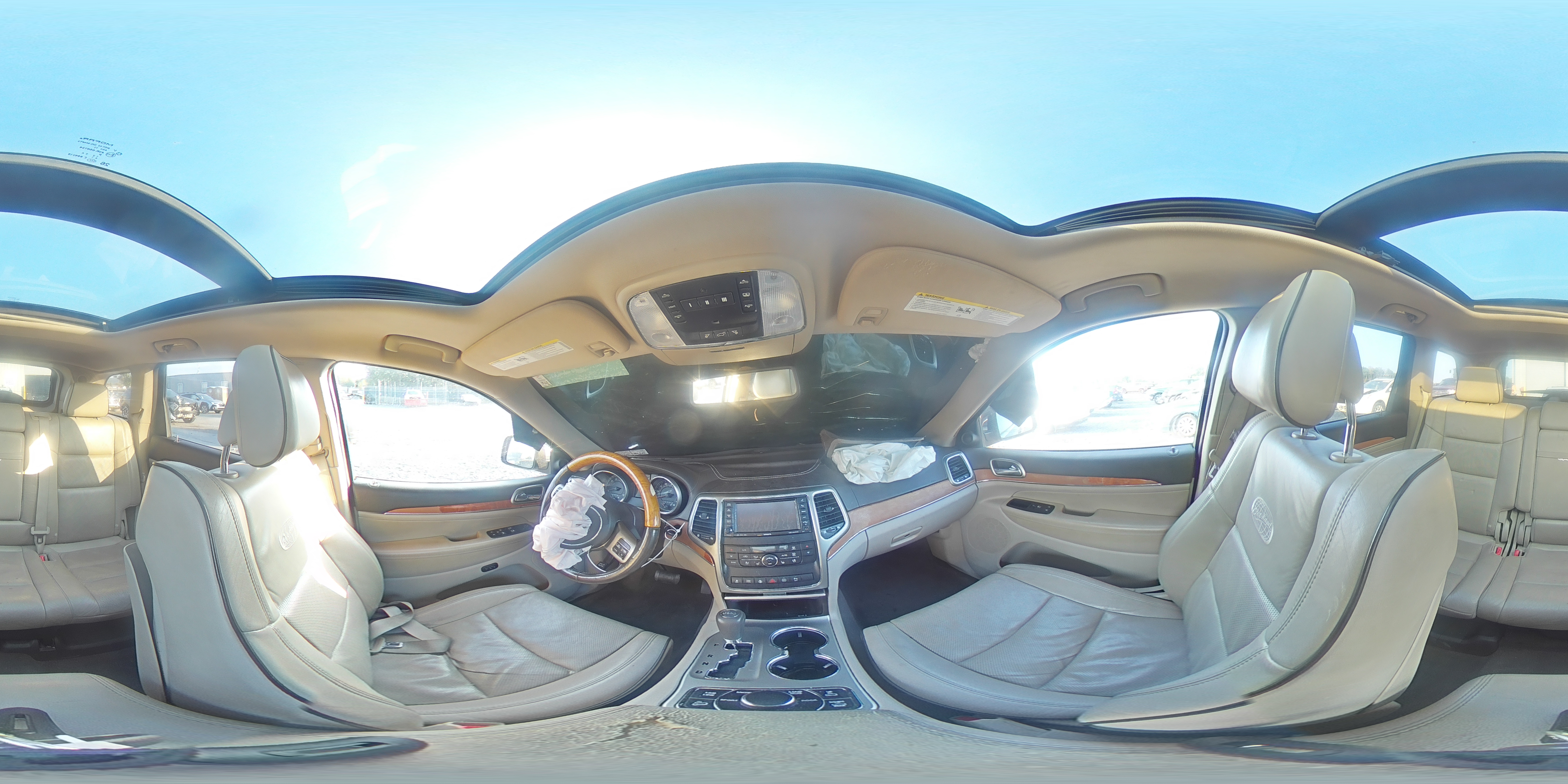 2012 Jeep Grand Cherokee Overland VIN: 1C4RJFCT5CC128413 Lot: 81191335