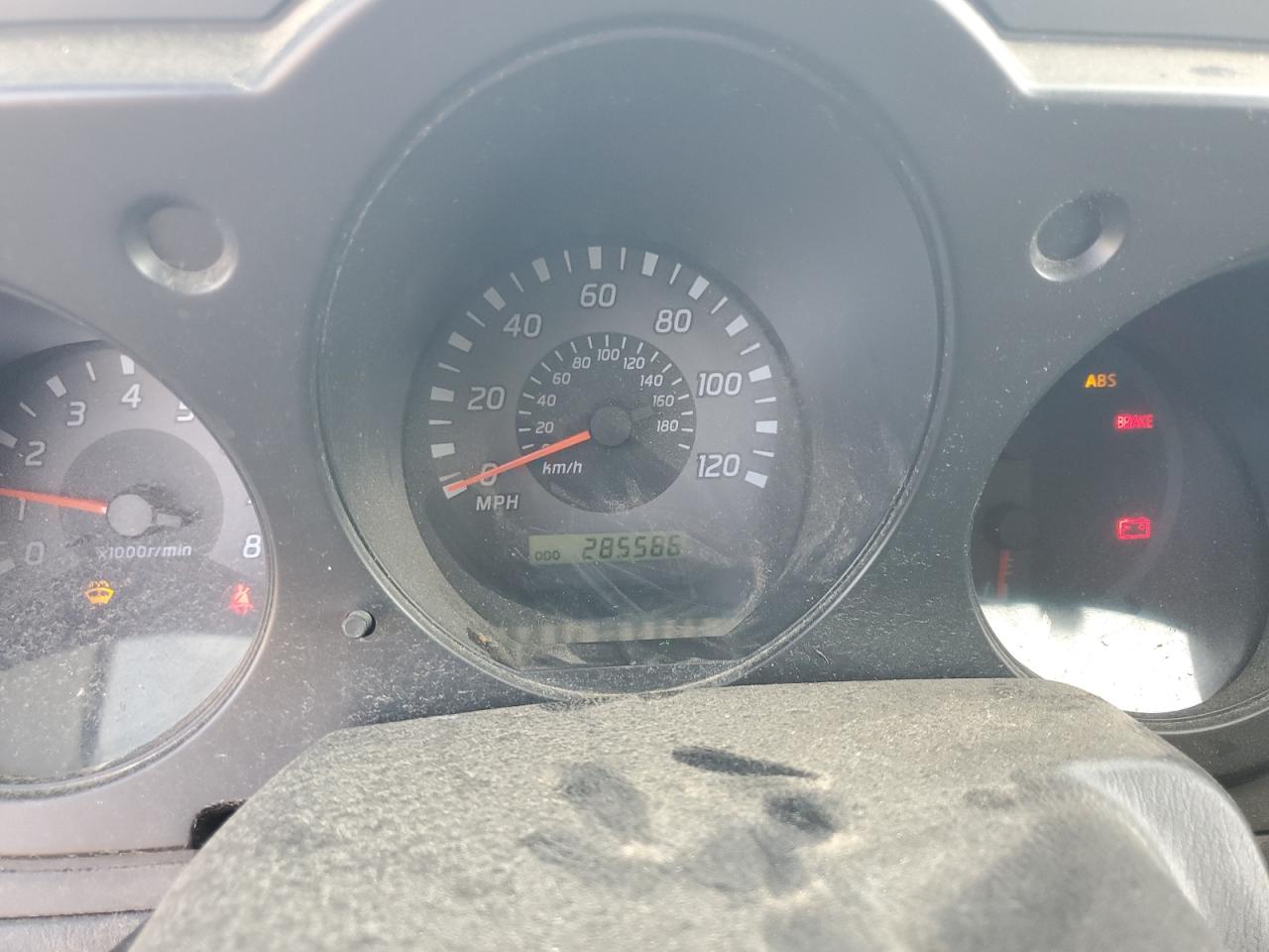 2002 Nissan Xterra Xe VIN: 5N1ED28T72C558705 Lot: 80846365