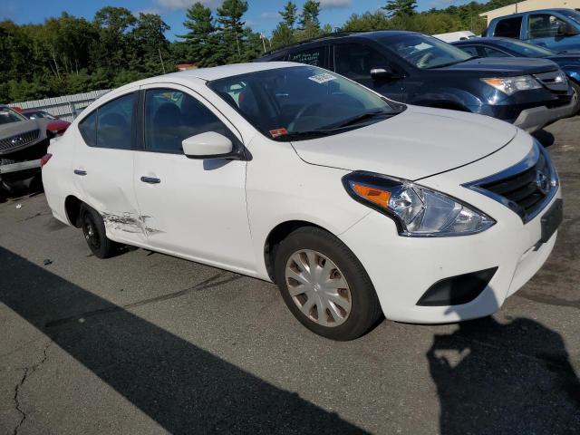  NISSAN VERSA 2018 Белы