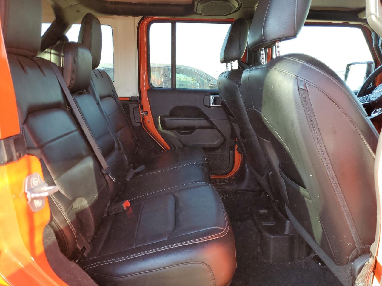 2018 Jeep Wrangler Unlimited Sahara VIN: 1C4HJXEN5JW328218 Lot: 84573225