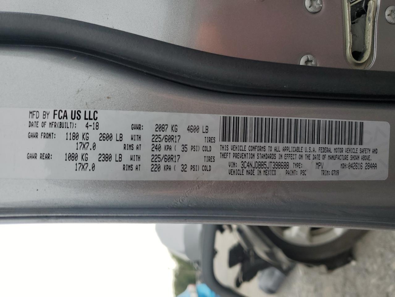 2018 Jeep Compass Latitude VIN: 3C4NJDBB5JT398688 Lot: 84835035