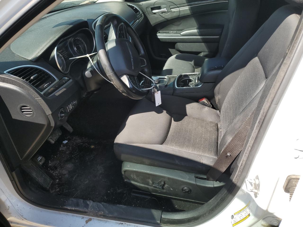 2020 Chrysler 300 Touring VIN: 2C3CCAAG3LH147505 Lot: 84044695