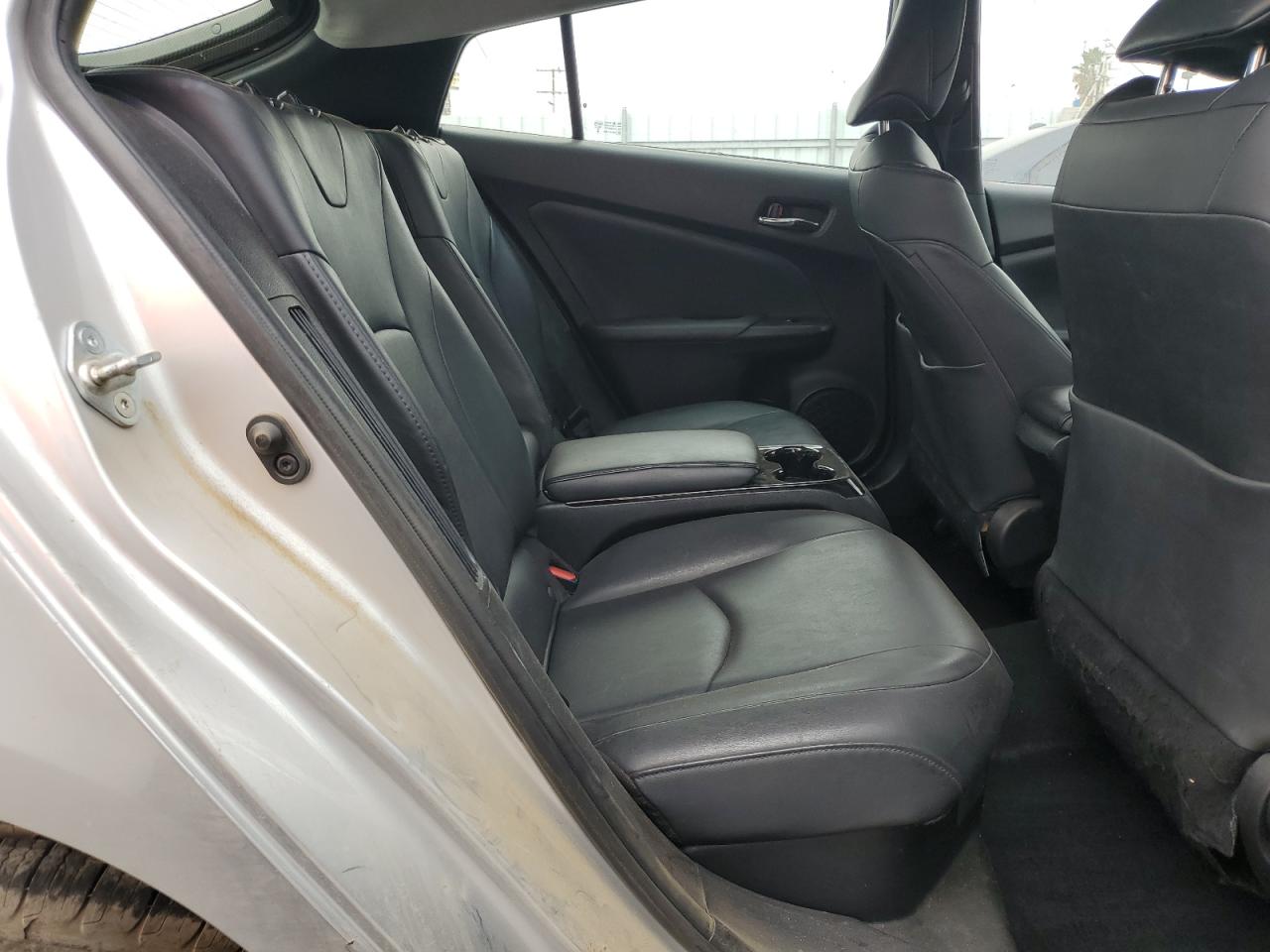 2018 Toyota Prius Prime VIN: JTDKARFP3J3097130 Lot: 84395815