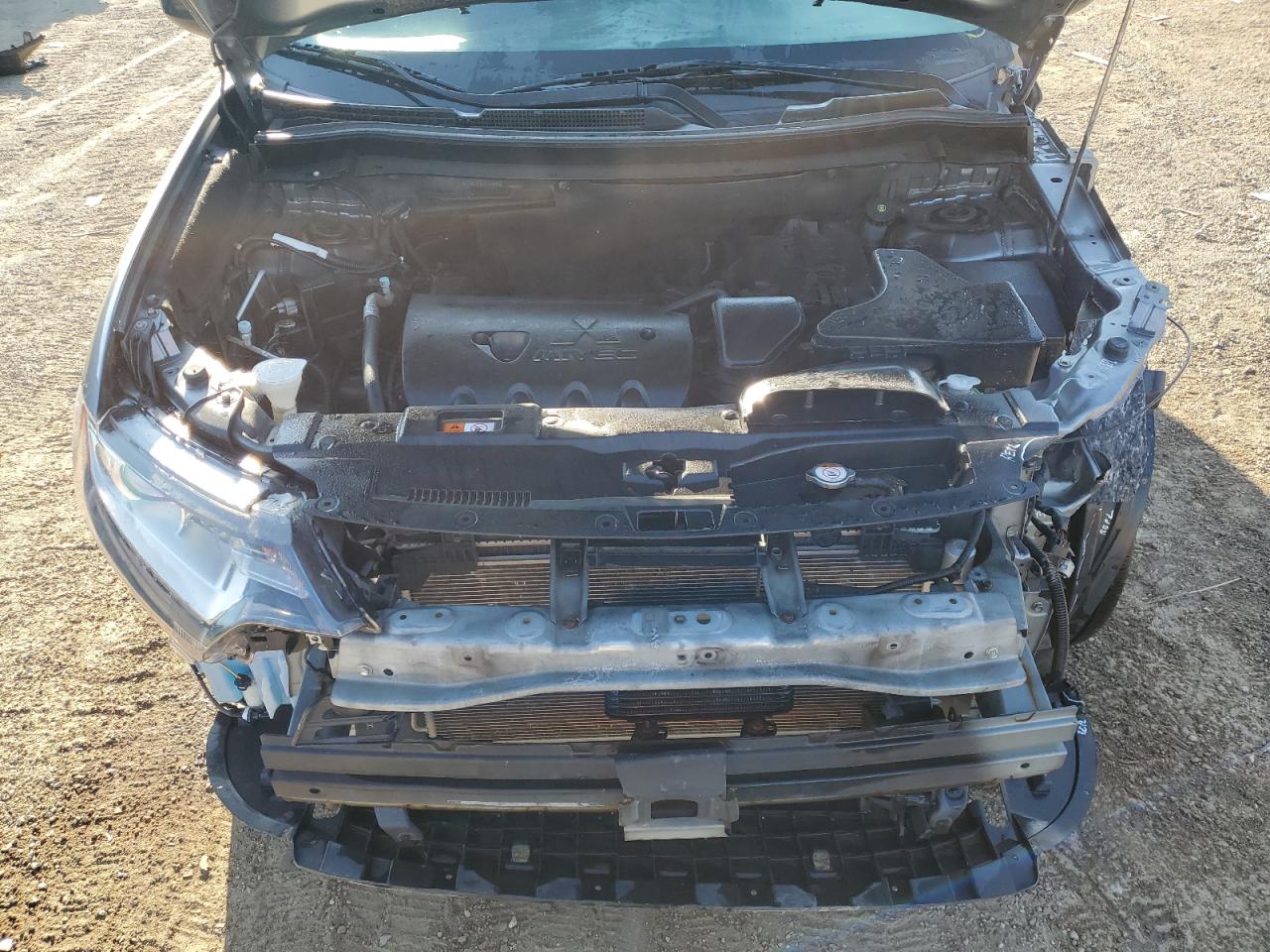 2016 Mitsubishi Outlander Es VIN: JA4AD2A3XGZ003632 Lot: 80991855