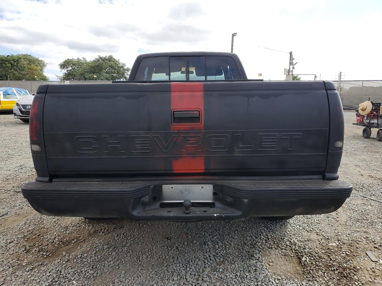 1991 Chevrolet Gmt-400 K1500 VIN: 2GCEK19K5M1178880 Lot: 80271525