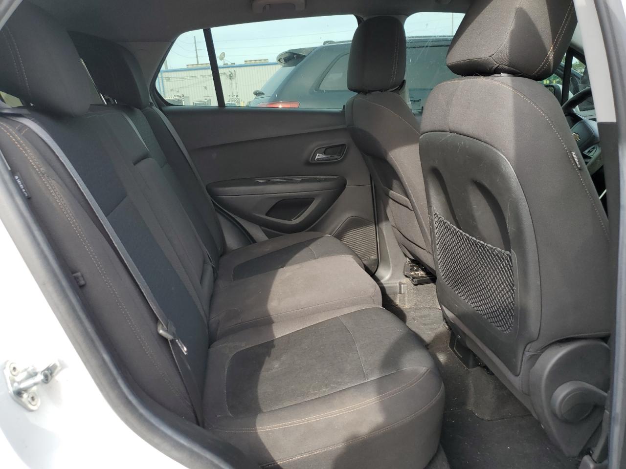 2017 Chevrolet Trax Ls VIN: KL7CJKSB2HB101381 Lot: 82039835