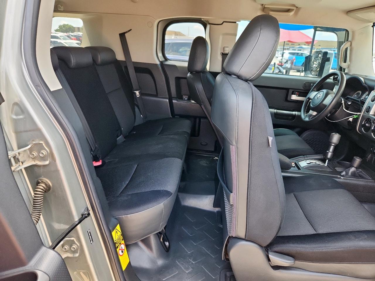 2010 Toyota Fj Cruiser VIN: JTEBU4BF3AK073595 Lot: 69832425