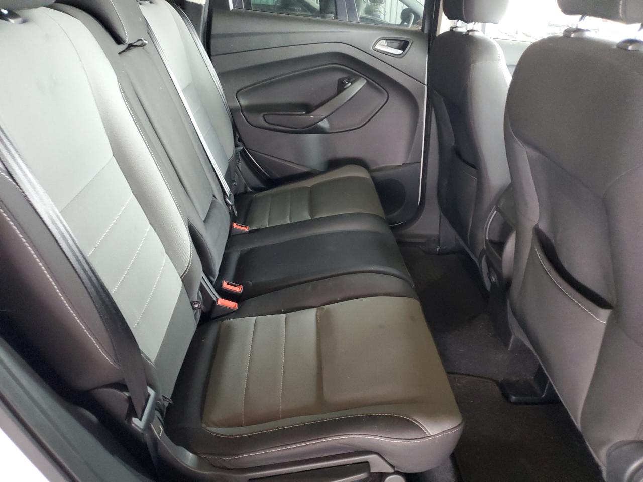 2016 Ford Escape Se VIN: 1FMCU9GX8GUC38833 Lot: 84582945