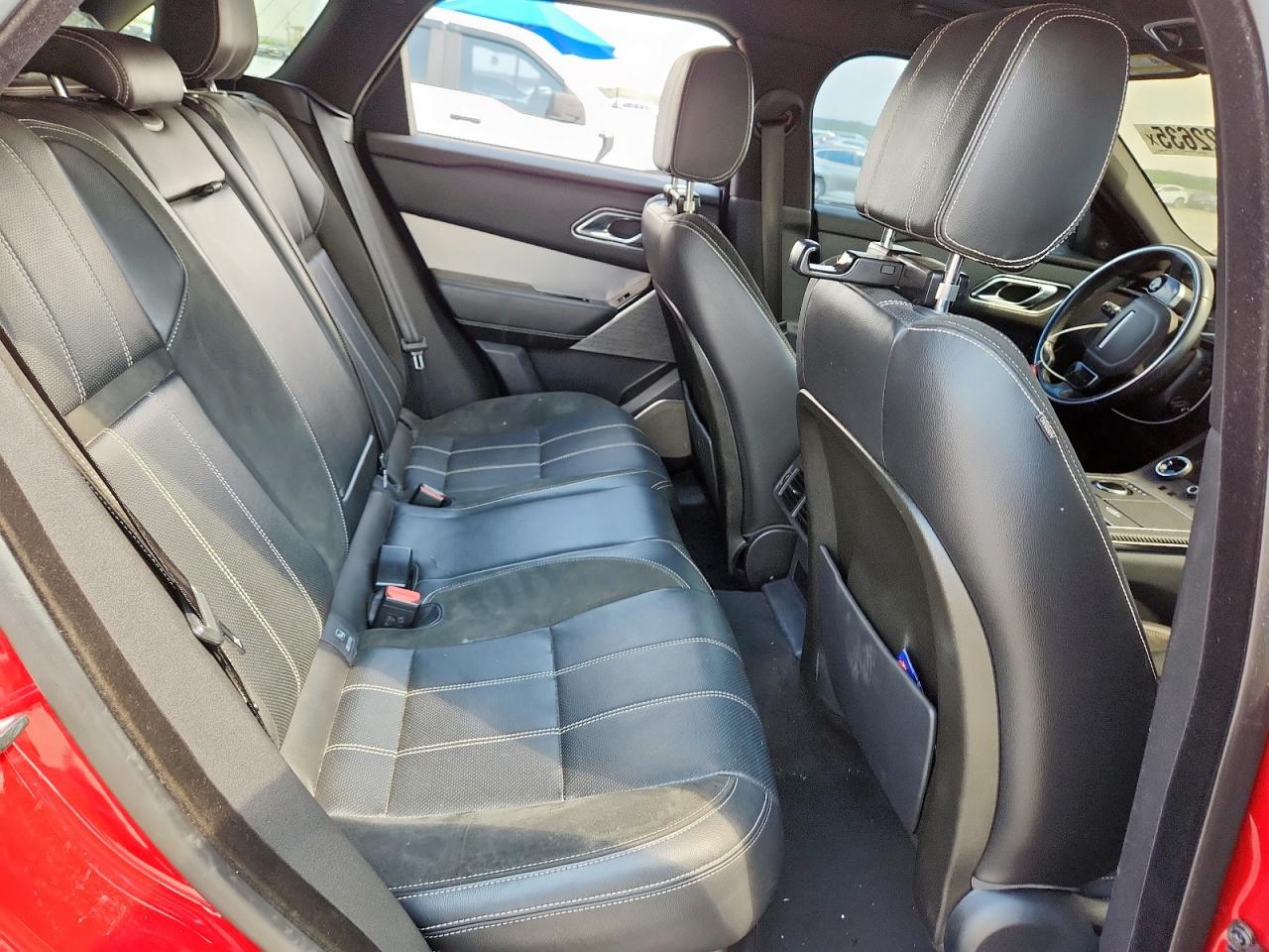 2019 Land Rover Range Rover Velar R-Dynamic Se VIN: SALYL2EX2KA784070 Lot: 81322635