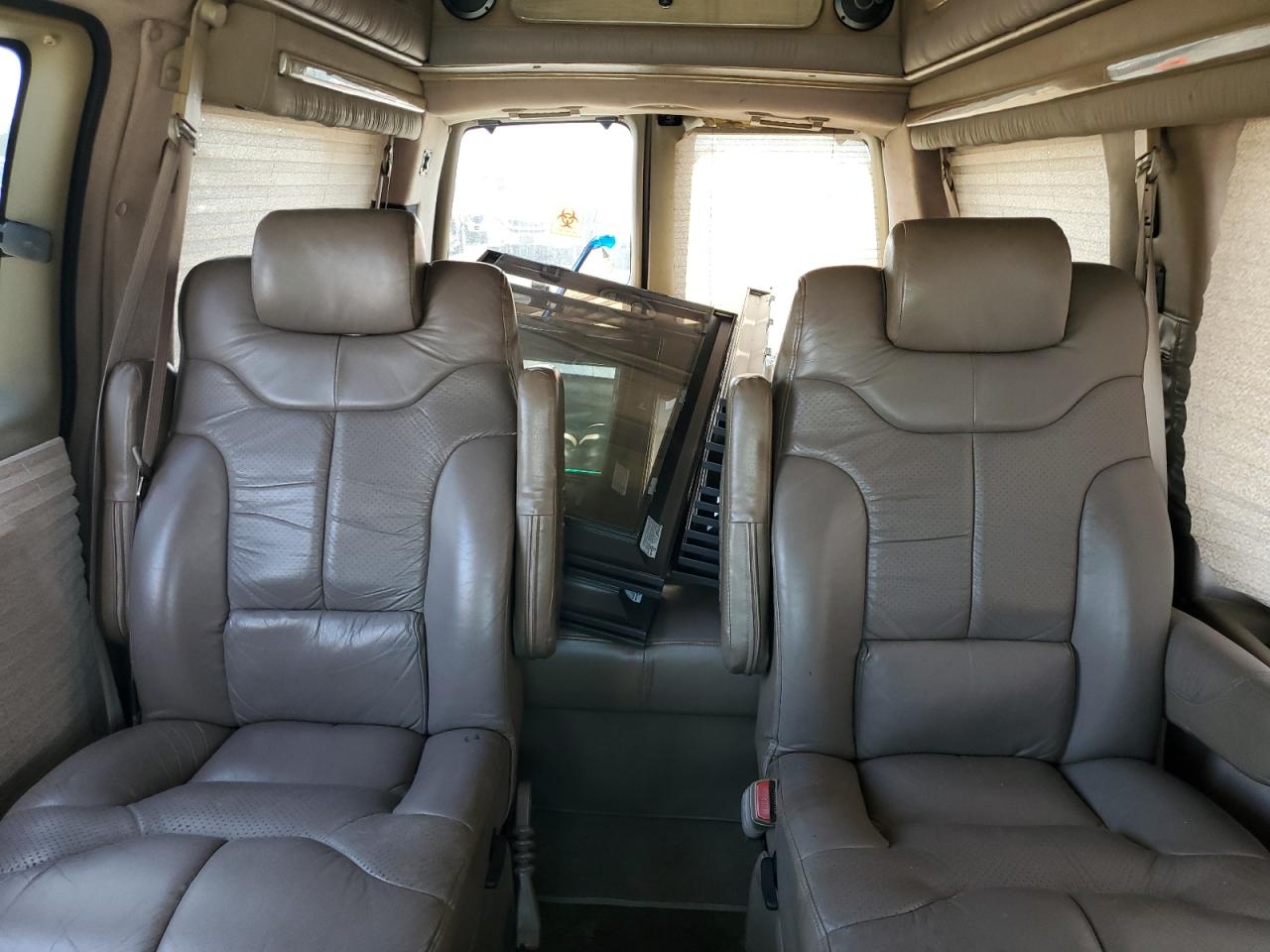 2001 Chevrolet Express G1500 VIN: 1GBFG15R611193791 Lot: 71176625