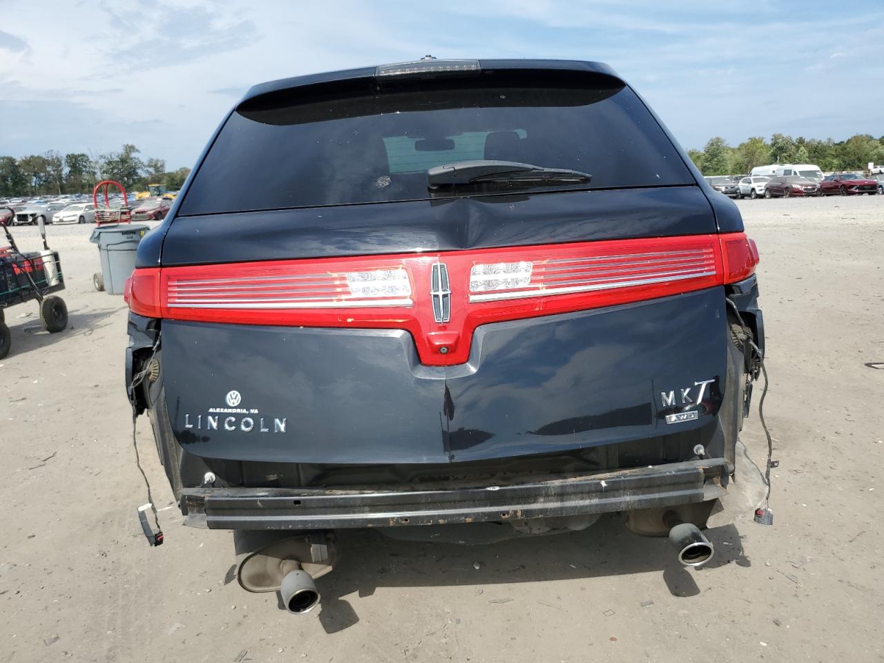 2018 Lincoln Mkt VIN: 2LMHJ5NK2JBL01943 Lot: 81729985