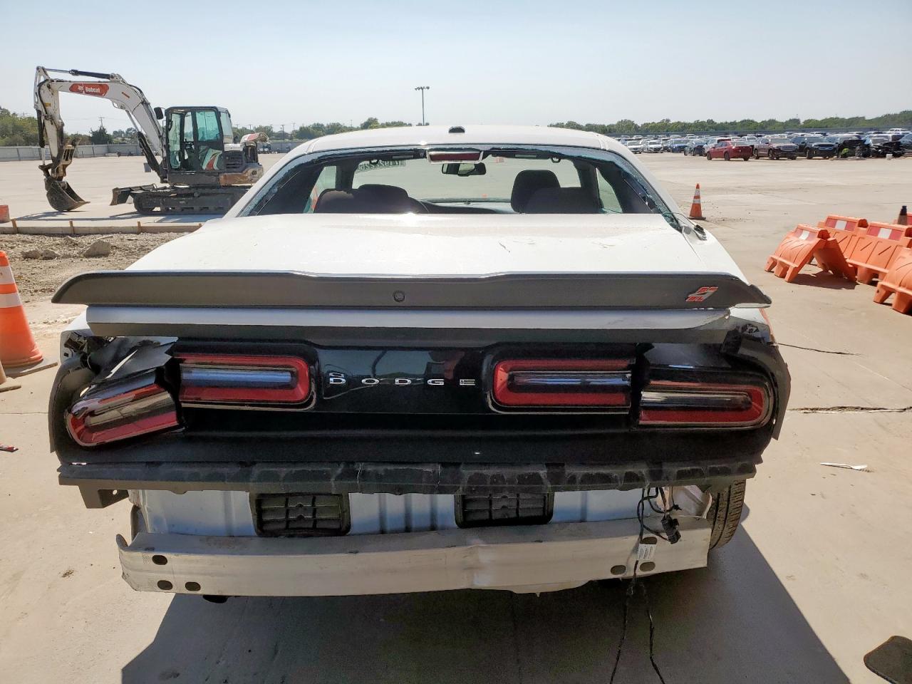 2023 Dodge Challenger Sxt VIN: 2C3CDZGG8PH697033 Lot: 71922225