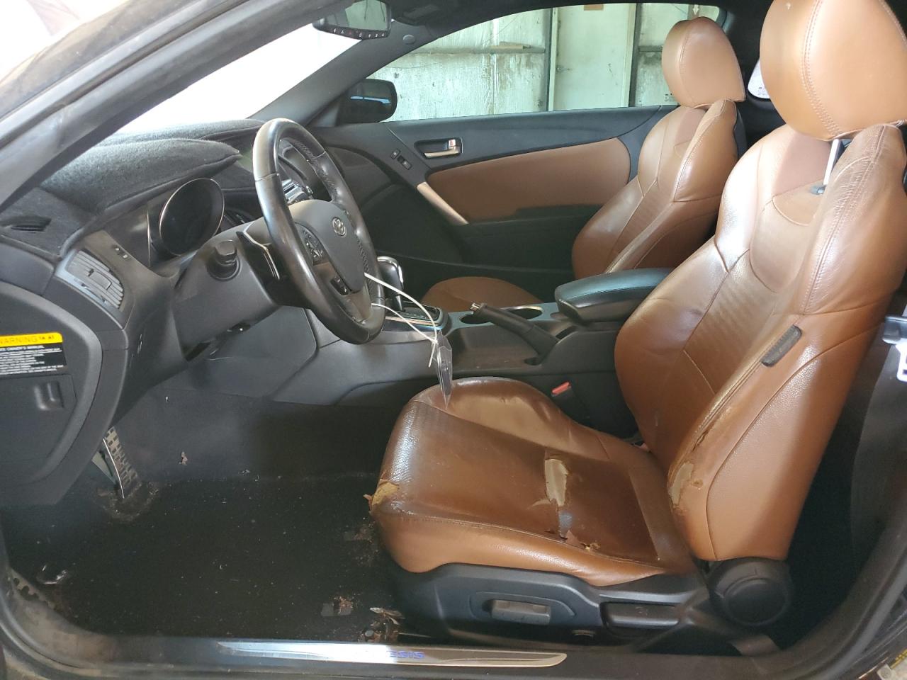 2016 Hyundai Genesis Coupe 3.8 R-Spec VIN: KMHHU6KJ8GU137282 Lot: 84377355