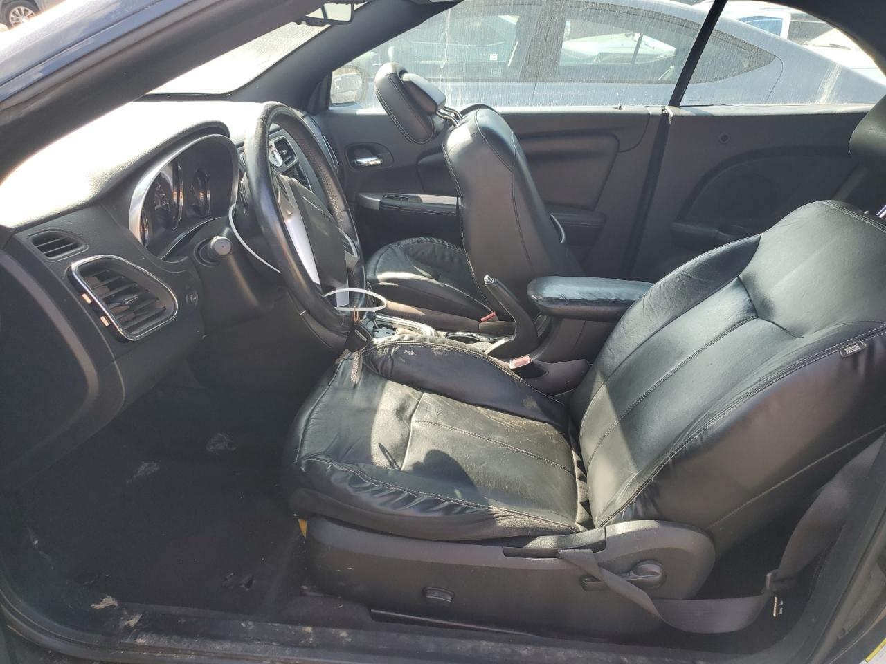 2012 Chrysler 200 Limited VIN: 1C3BCBFG7CN233353 Lot: 72024515