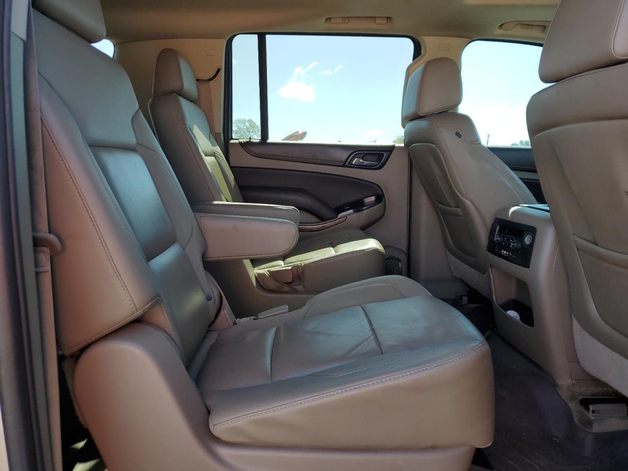 2015 Chevrolet Suburban K1500 Ltz VIN: 1GNSKKKC1FR180316 Lot: 71092295