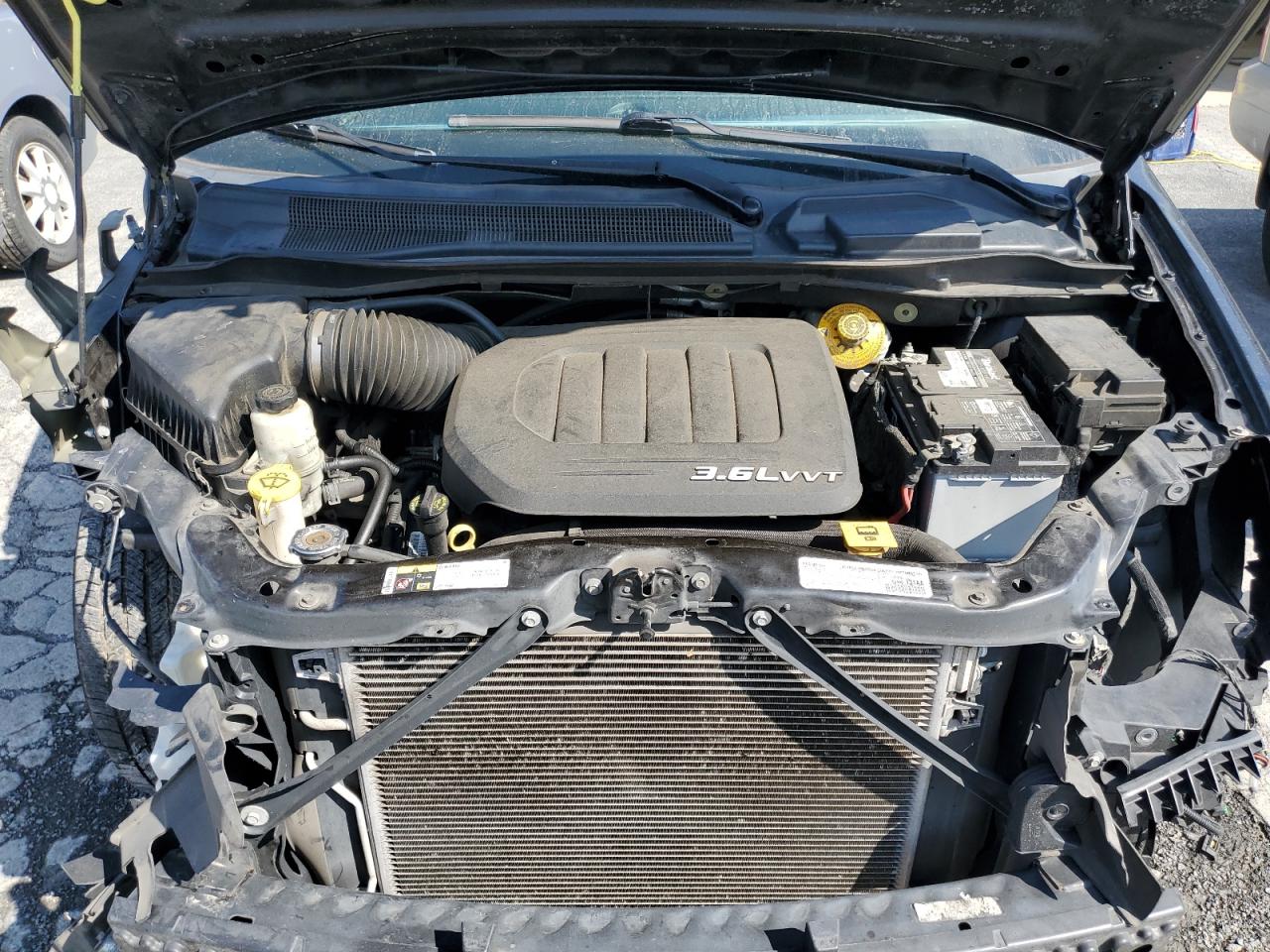 2018 Dodge Grand Caravan Sxt VIN: 2C4RDGCG8JR223228 Lot: 81611895