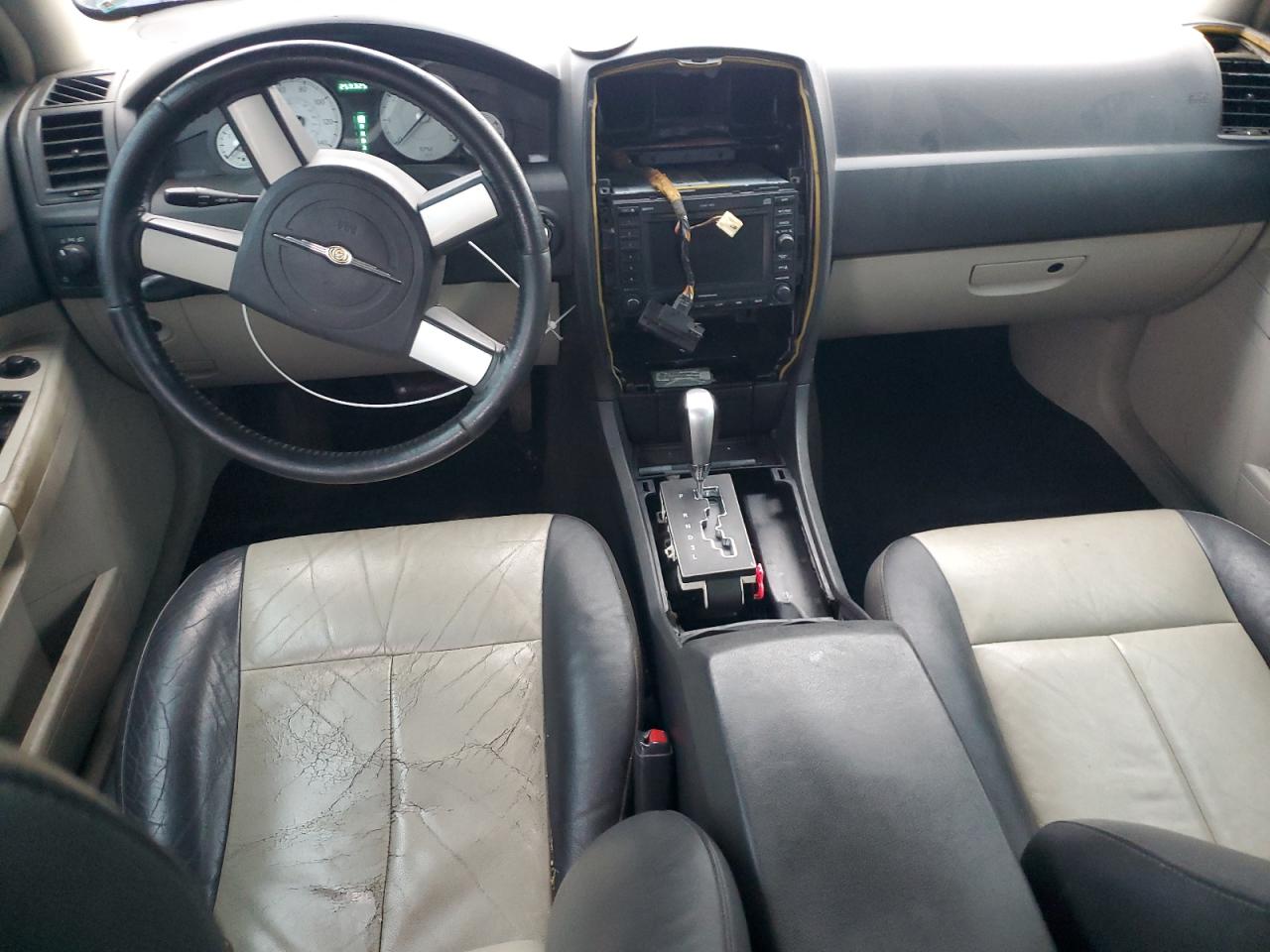 2005 Chrysler 300 Touring VIN: 2C3JA53G95H578581 Lot: 81723585