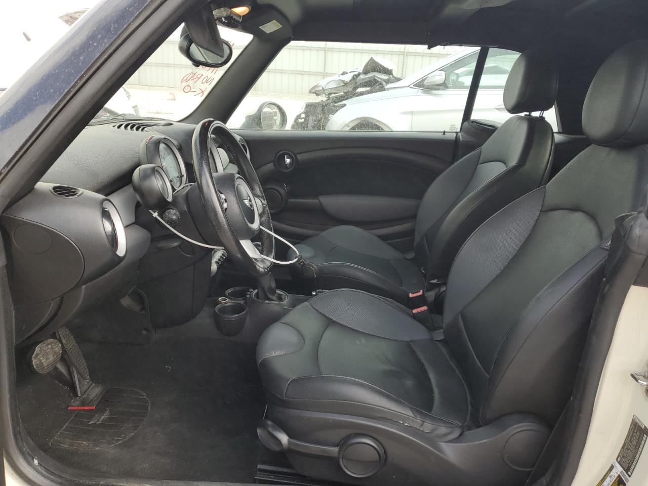 2009 Mini Cooper VIN: WMWMR335X9TU95543 Lot: 81501015