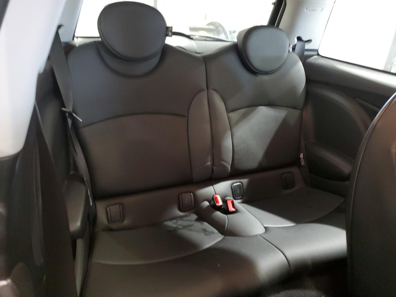 2009 Mini Cooper S VIN: WMWMF73509TW83147 Lot: 81900235