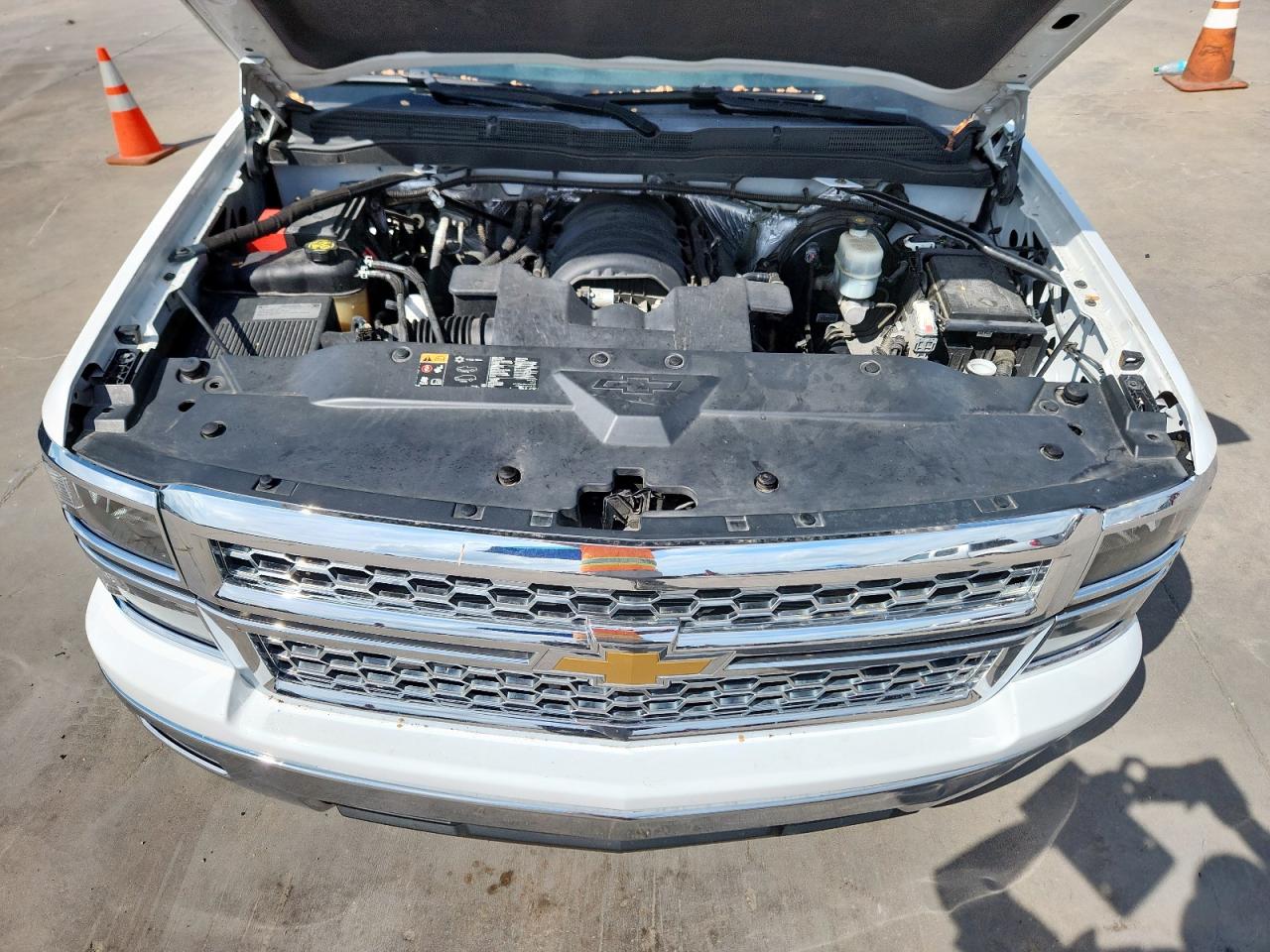 2015 Chevrolet Silverado C1500 Lt VIN: 1GCRCREC8FZ165725 Lot: 83985185