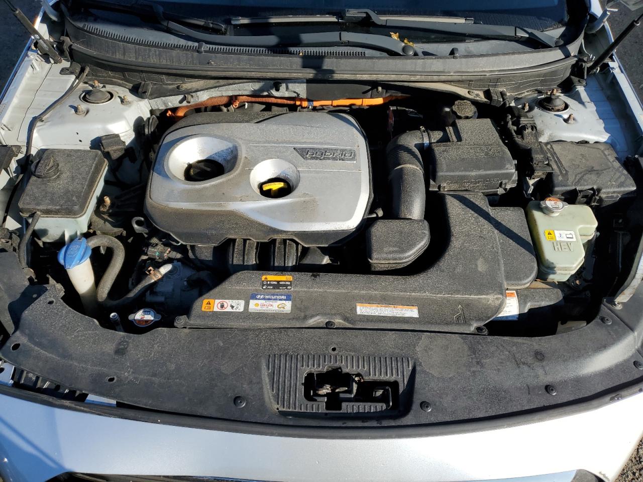 2016 Hyundai Sonata Hybrid VIN: KMHE24L1XGA008991 Lot: 71666185