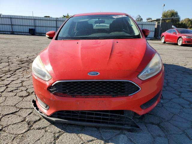  FORD FOCUS 2016 Красный