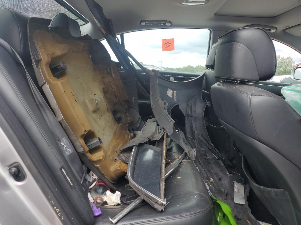 2013 Hyundai Genesis 3.8L VIN: KMHGC4DD6DU247611 Lot: 81786195