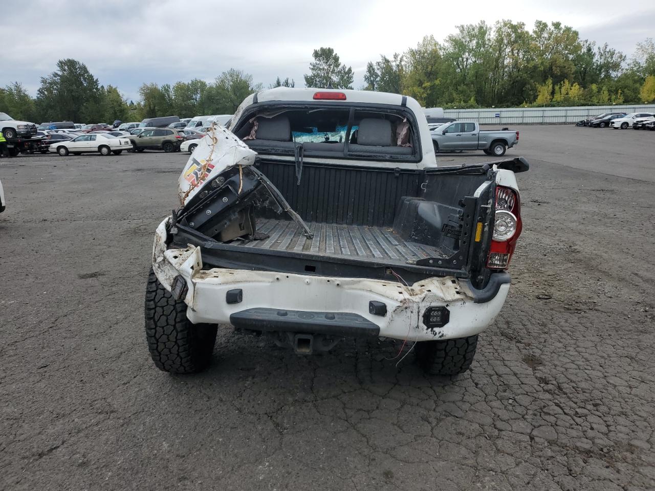 2014 Toyota Tacoma Double Cab VIN: 3TMLU4EN3EM157670 Lot: 83839625