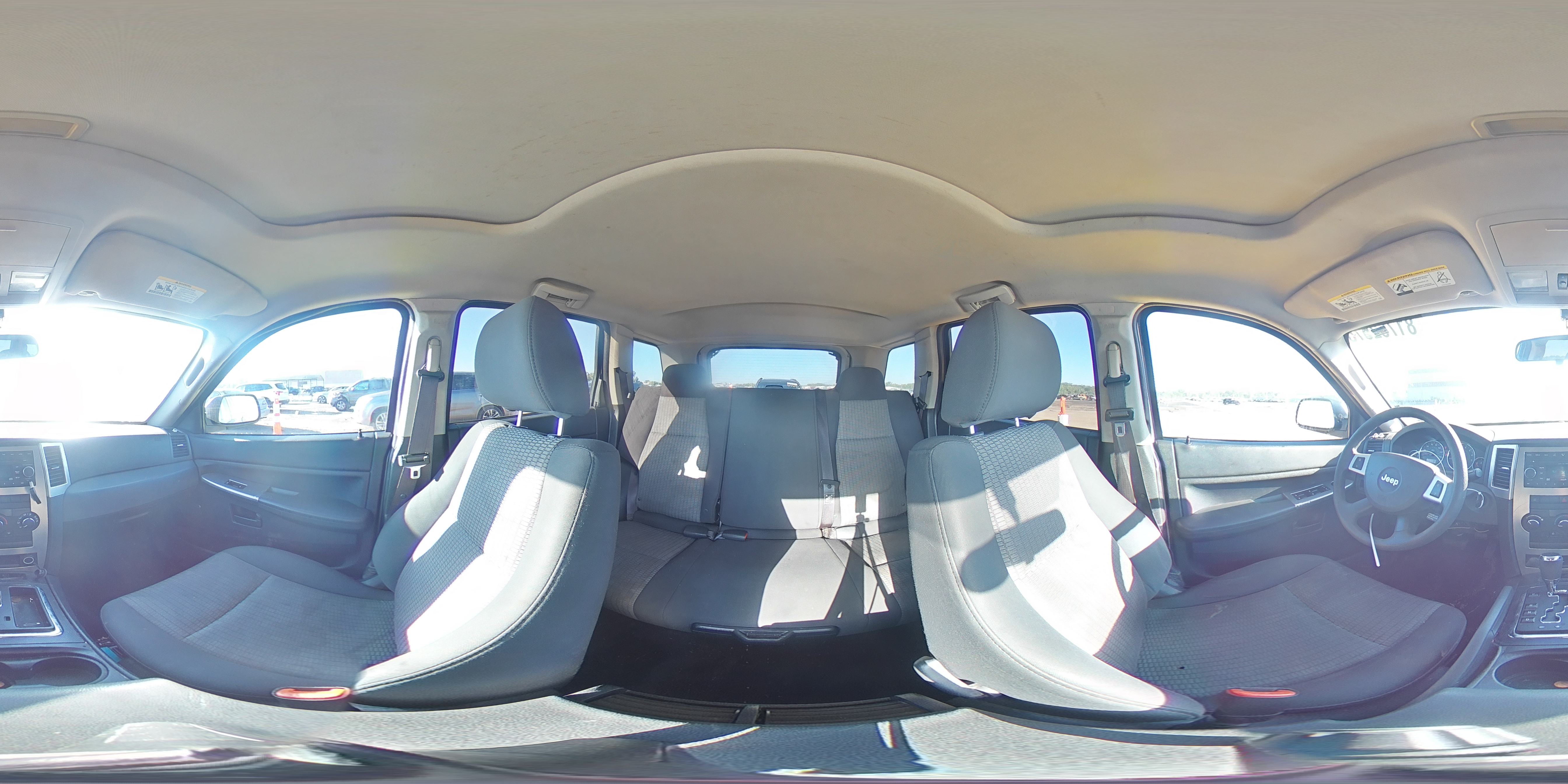 1J8GR48K48C147569 2008 Jeep Grand Cherokee Laredo