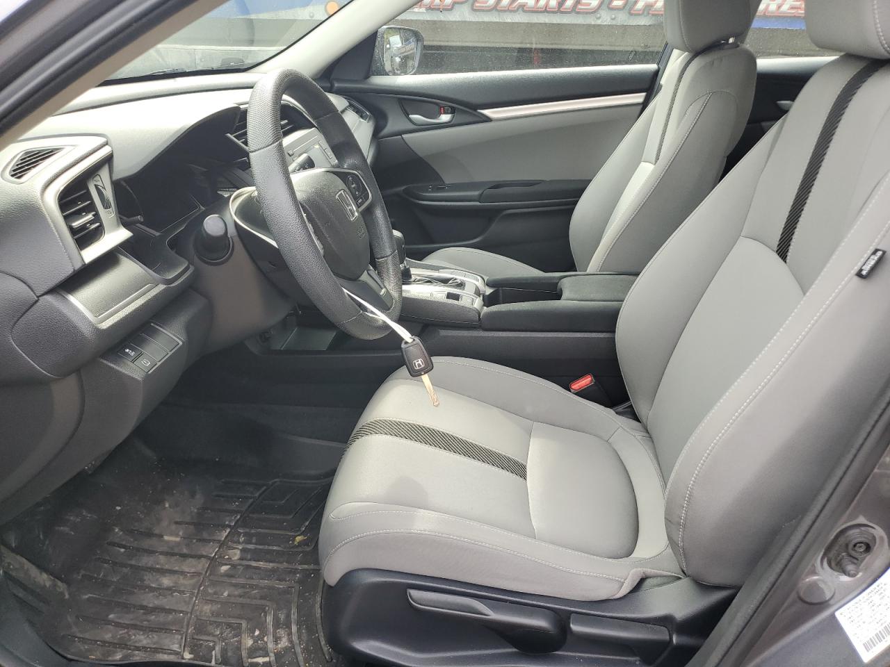 2018 Honda Civic Lx VIN: 2HGFC2F5XJH589461 Lot: 81566755