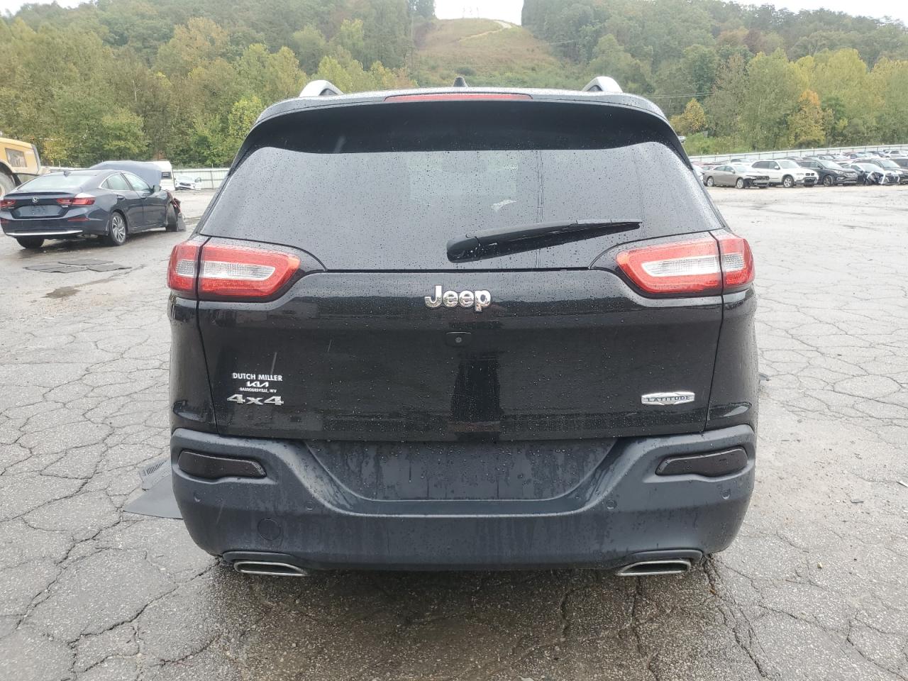 2016 Jeep Cherokee Latitude VIN: 1C4PJMCS8GW251744 Lot: 81671595