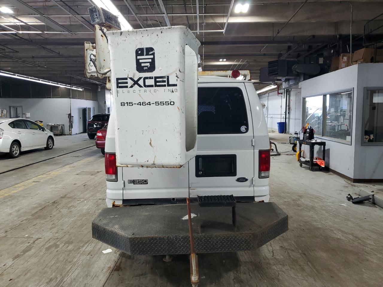 1999 Ford Econoline E350 Super Duty Van VIN: 1FTSE34L8XHA31718 Lot: 69950885