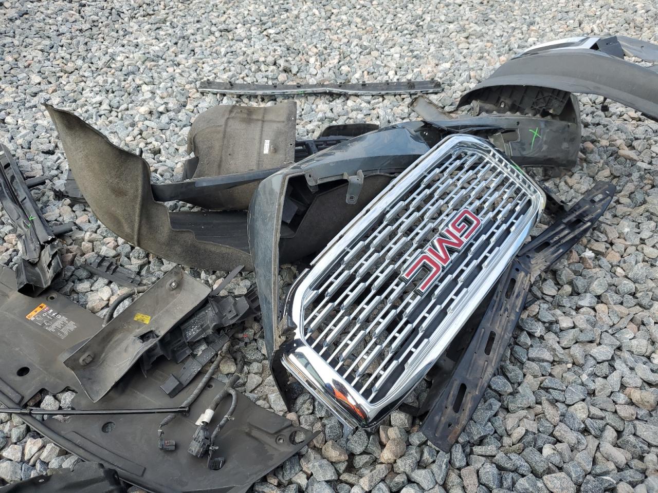 2018 GMC Yukon Denali VIN: 1GKS2CKJ9JR259050 Lot: 70742715