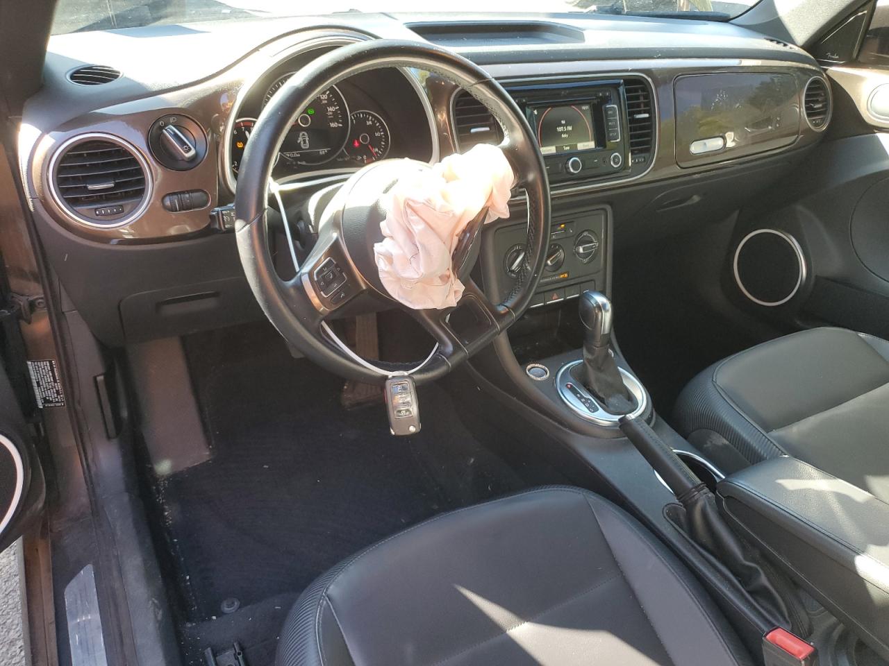 2012 Volkswagen Beetle VIN: 3VWJP7AT2CM642218 Lot: 81947895