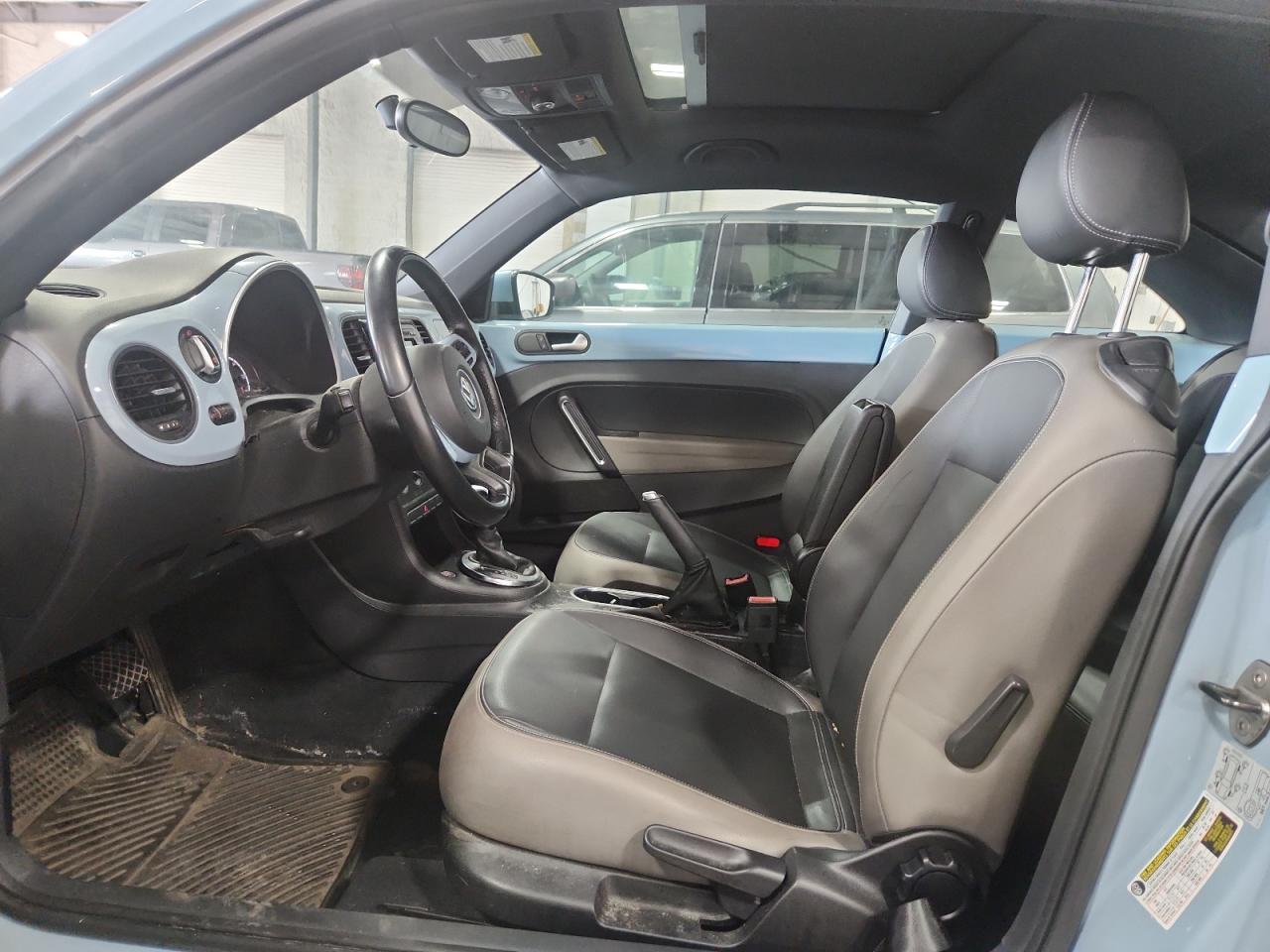 2014 Volkswagen Beetle VIN: 3VWJX7AT7EM629886 Lot: 81474305