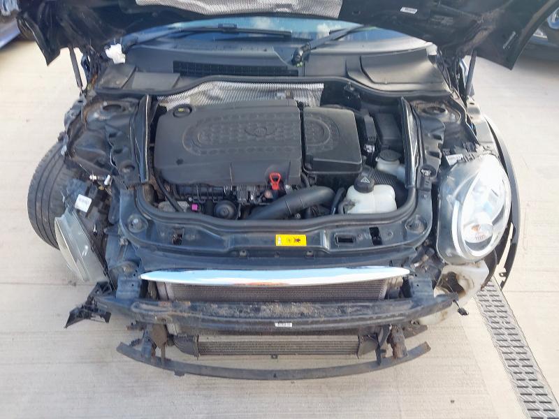 2013 MINI COOPER D 