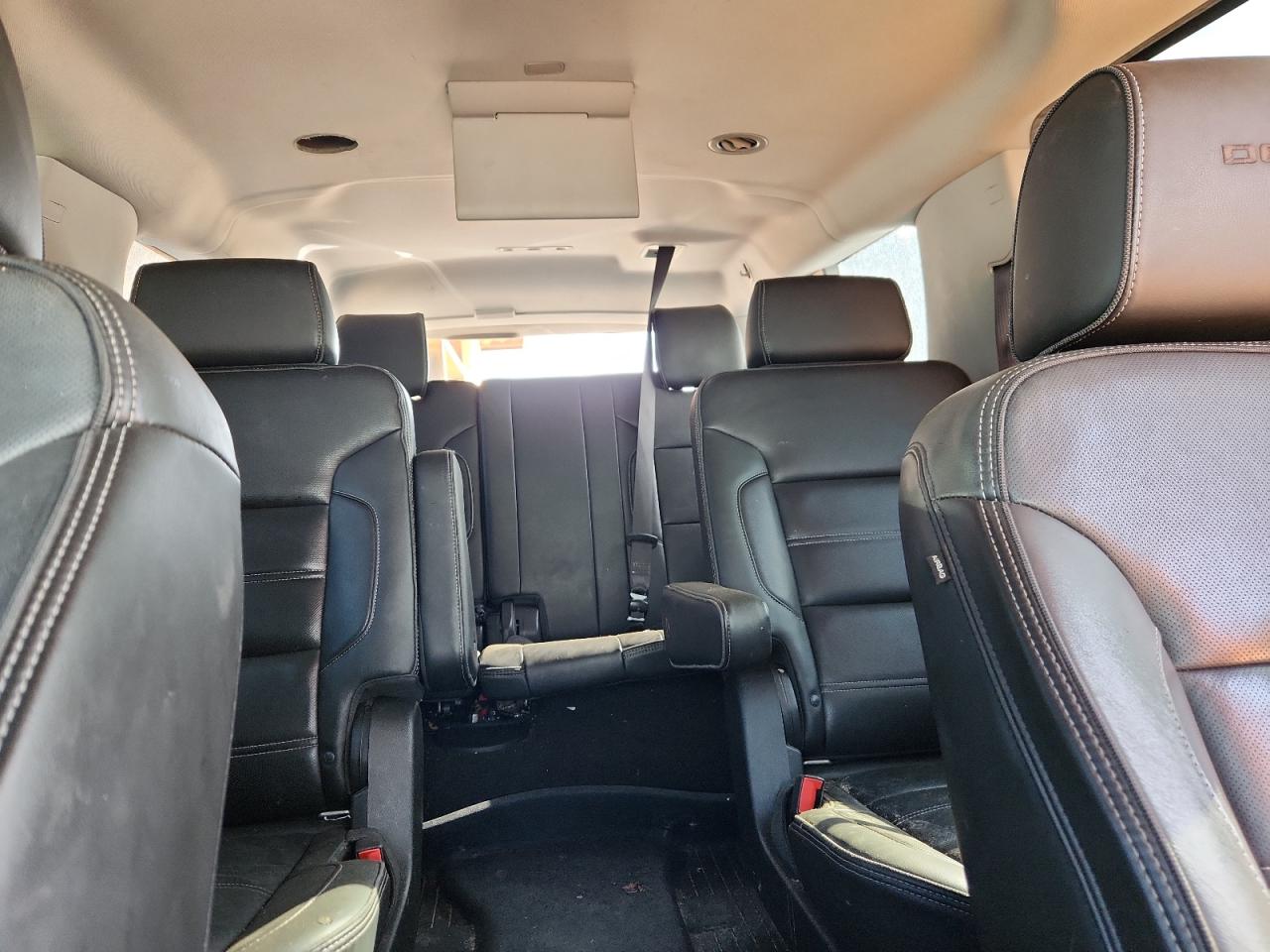 2018 GMC Yukon Xl Denali VIN: 1GKS2HKJ9JR394607 Lot: 71828275