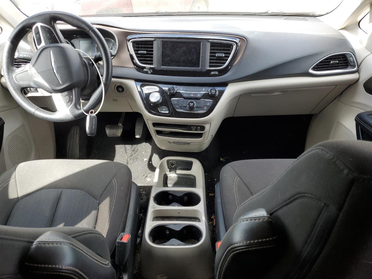 2020 Chrysler Voyager Lx VIN: 2C4RC1CG3LR141751 Lot: 70222215