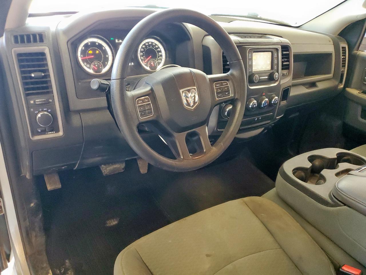 2017 Ram 1500 St VIN: 3C6JR6AG2HG768831 Lot: 80075915