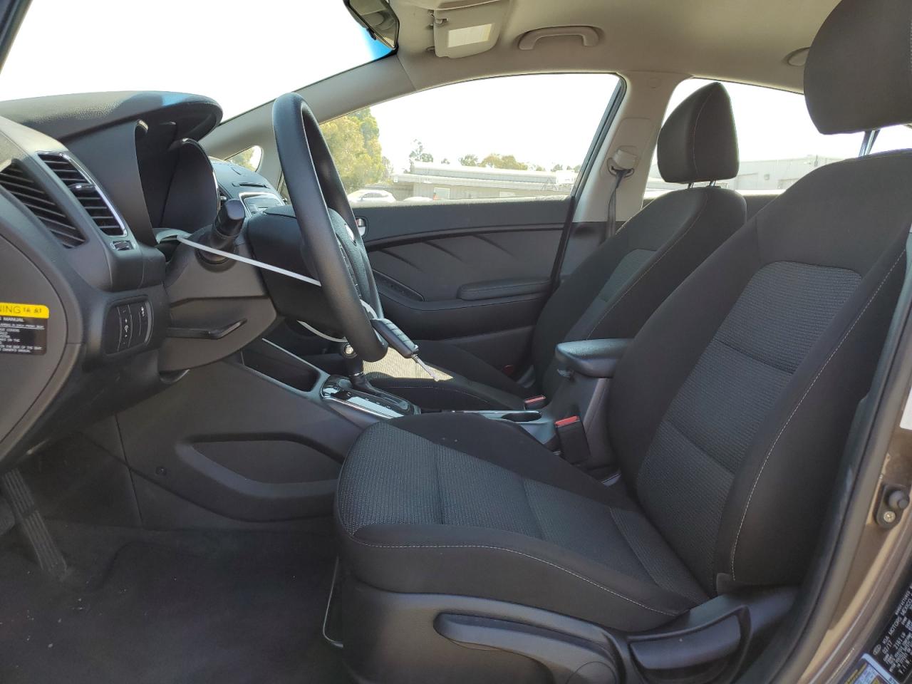 2017 Kia Forte Lx VIN: 3KPFK4A71HE122988 Lot: 71391975