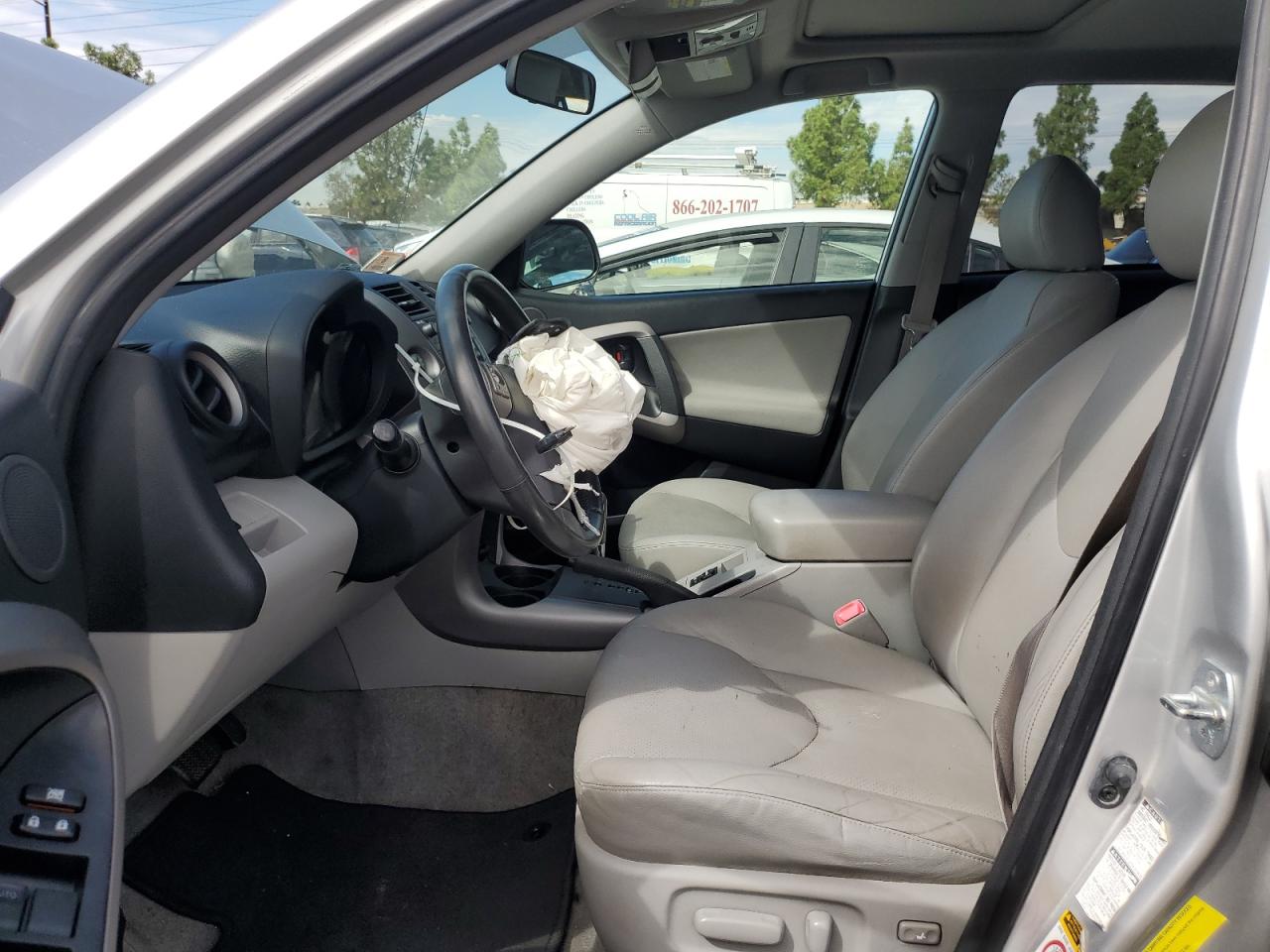 2008 Toyota Rav4 Limited VIN: JTMBK31V085063046 Lot: 81589365