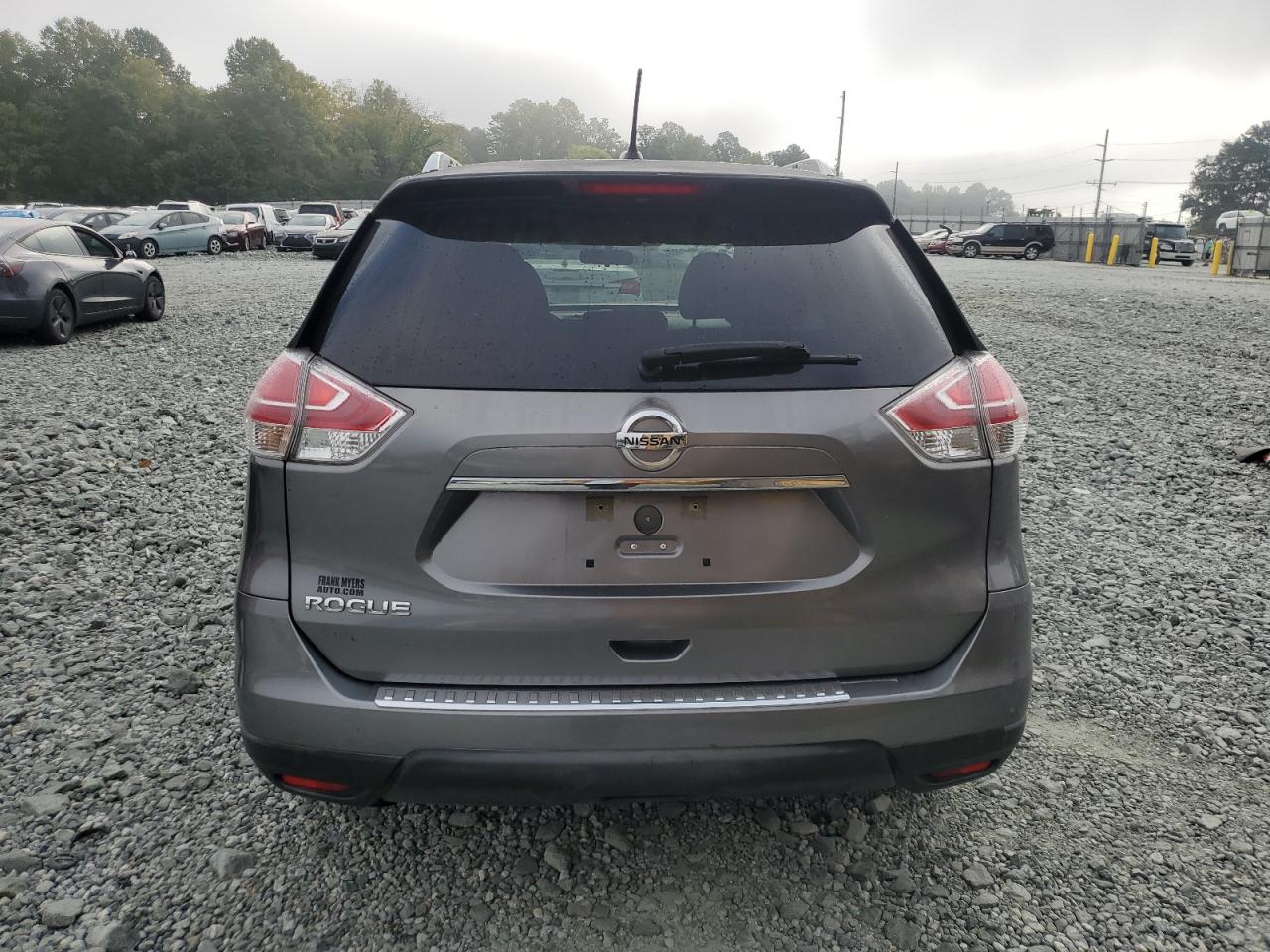 2016 Nissan Rogue S VIN: KNMAT2MT2GP682229 Lot: 80667905