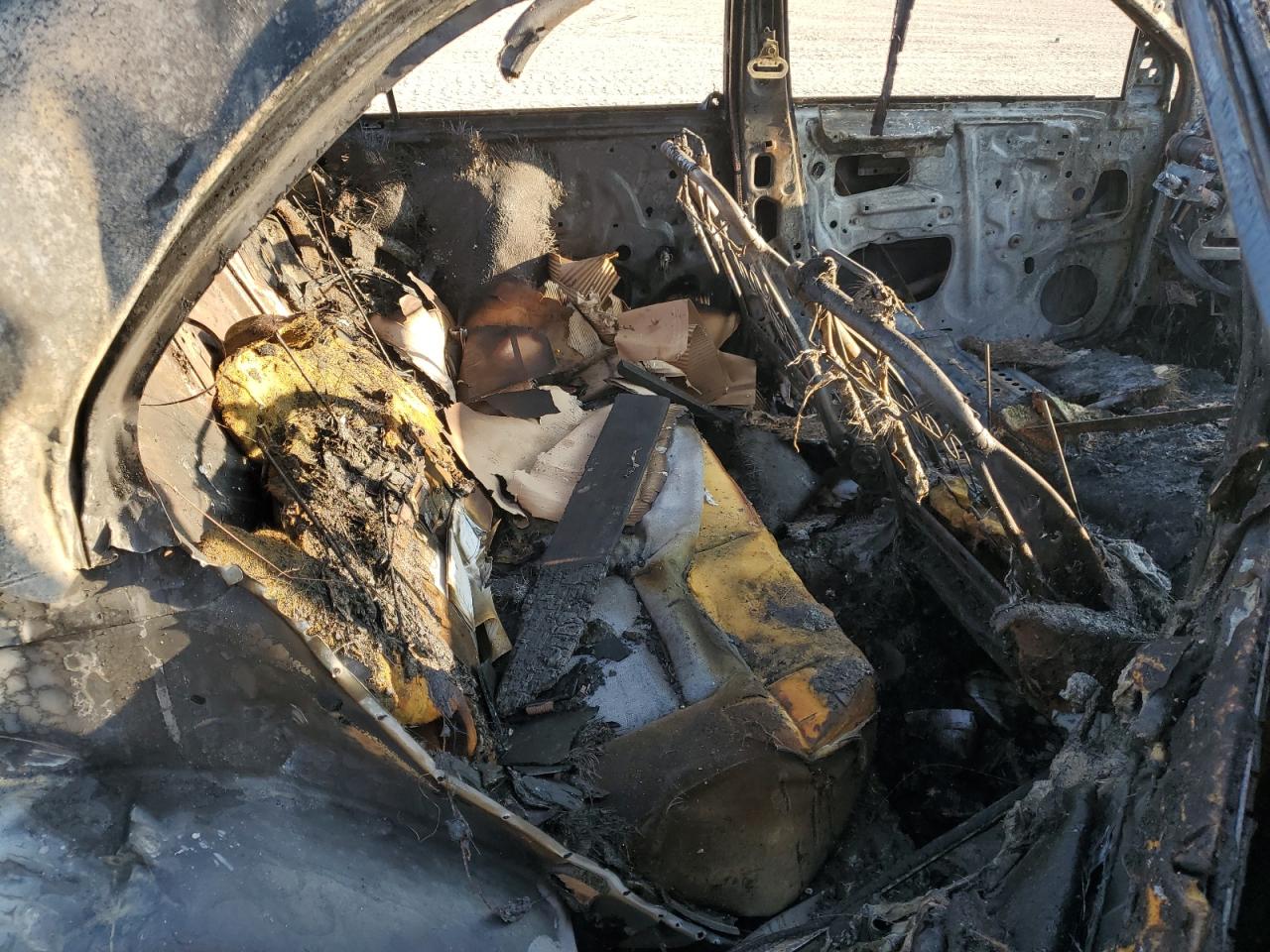 2003 Toyota Corolla Ce VIN: 1NXBR32E53Z120782 Lot: 81084615