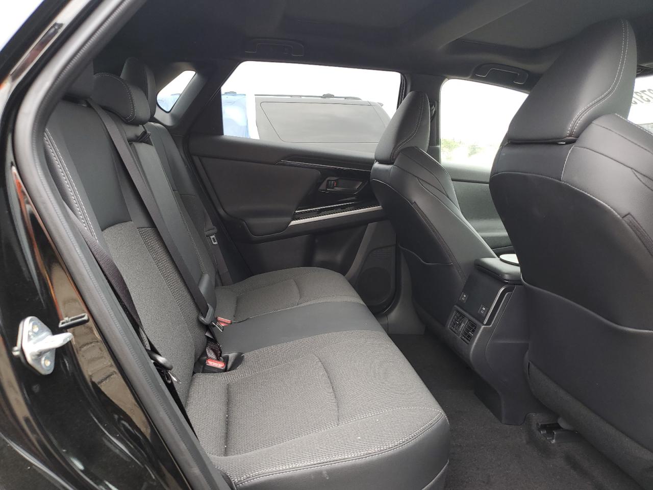 2025 Toyota Bz4X Xle VIN: JTMAAAAA6SA073532 Lot: 83927375