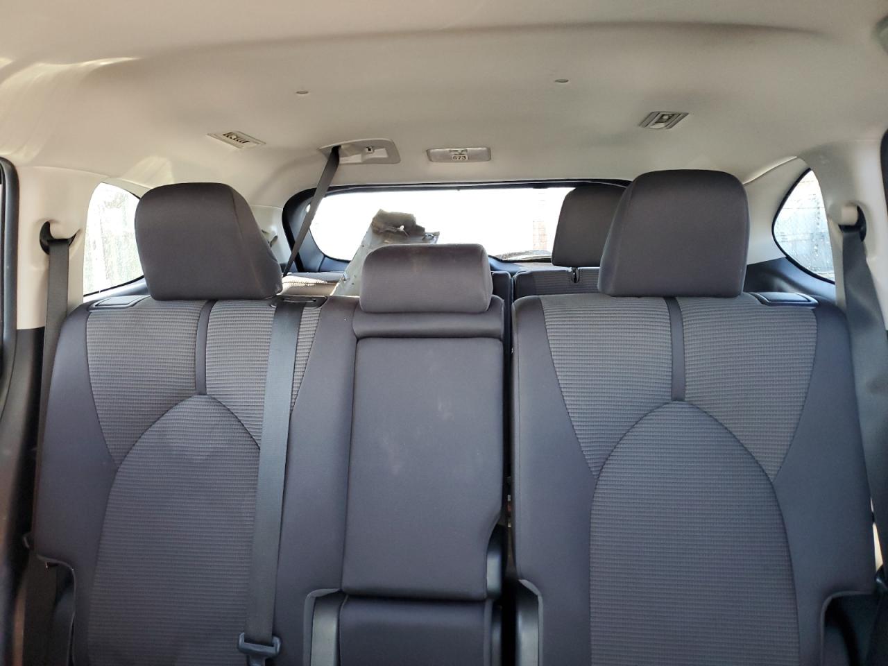 2022 Toyota Highlander L VIN: 5TDBZRBH5NS189044 Lot: 81029175