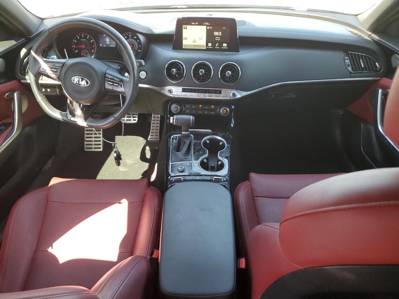 2020 Kia Stinger VIN: KNAE15LA1L6083733 Lot: 84475085