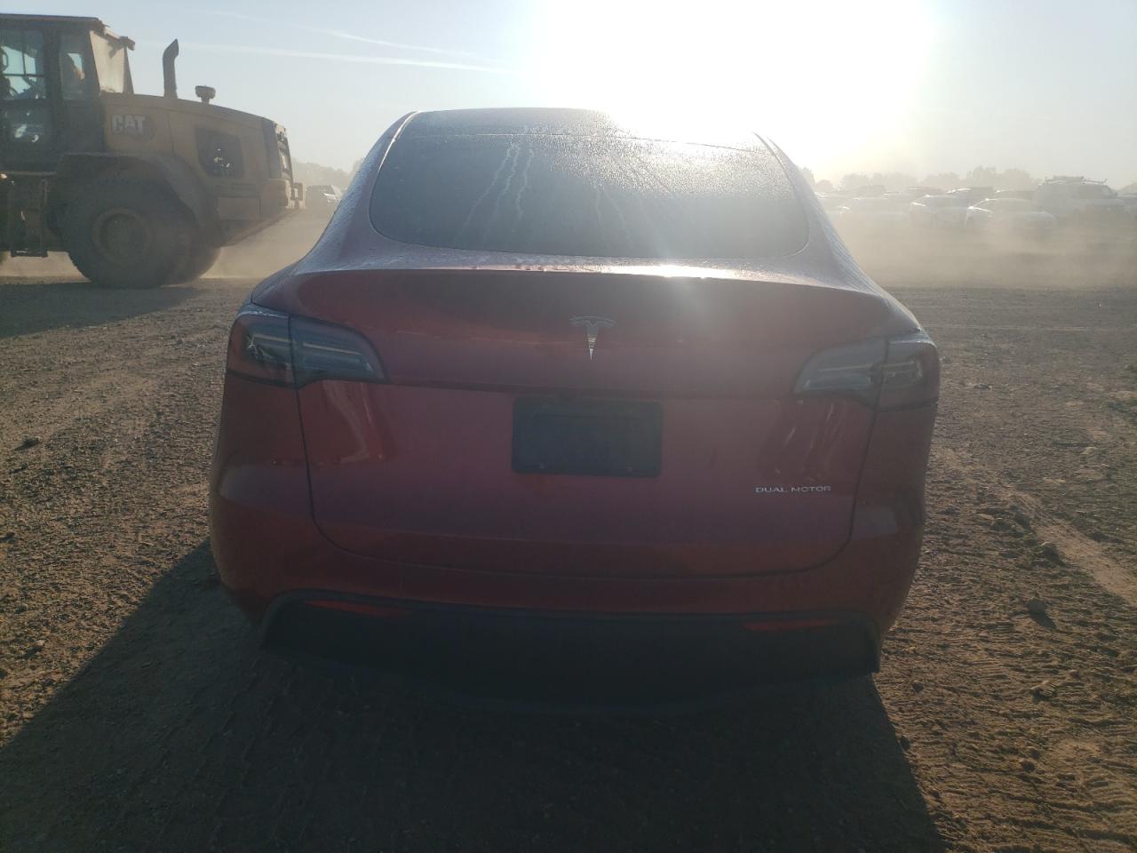 2024 Tesla Model Y VIN: 7SAYGDEE5RA255655 Lot: 81294385